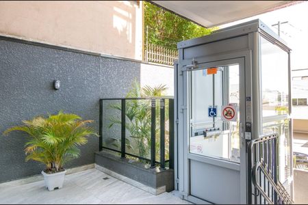 11_photo/94dce430dd.5e48a1fe9783abca-ATLAS-424b9c51-be37-4d3e-a0f9-b186a43e5b10.jpg de apartamento à venda com 5 quartos, 182m² em Juvevê, Curitiba