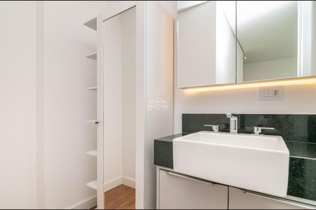 11_photo/94dce430dd.5e48a1fe9783abca-ATLAS-d03b974e-a009-447f-baea-2a49ee7439d6.jpg de apartamento à venda com 5 quartos, 182m² em Juvevê, Curitiba