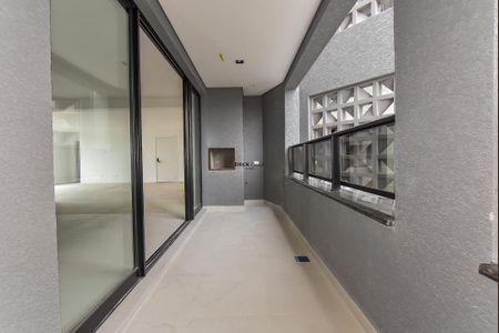 13_photo/94dce43121.8cbbc6e43ead3576-ATLAS-ea2c3a59-d31b-47d3-9a84-7d9abbf809dc.jpg de apartamento à venda com 3 quartos, 142m² em Hugo Lange, Curitiba