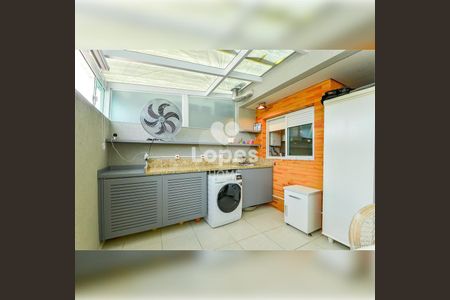 13_photo/94dce43165.3d76d16f427c11e3-ATLAS-9aa7f601-8d4a-422d-ad20-e5b126b307b7.jpg de apartamento à venda com 2 quartos, 74m² em Hugo Lange, Curitiba