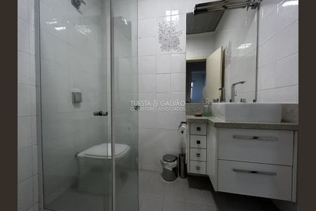 8_photo/94dce43247.11dc2826f470a741-ATLAS-1ee44ae3-2e9e-4471-a9a9-3dd21bfae416.jpg de casa à venda com 5 quartos, 300m² em Hugo Lange, Curitiba