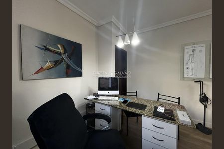 11_photo/94dce43247.11dc2826f470a741-ATLAS-211d8de6-9840-4b14-a2d7-558c63eb0191.jpg de casa à venda com 5 quartos, 300m² em Hugo Lange, Curitiba
