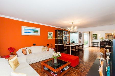 5_photo/94dce432a1.aeec923d7d83dbf4-ATLAS-22789102-e277-4d6d-9609-7c4b0482d9c2.jpg de casa à venda com 5 quartos, 305m² em Hugo Lange, Curitiba