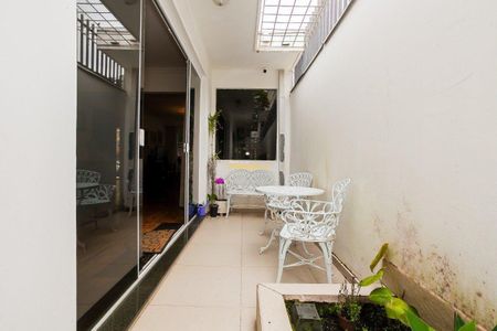 9_photo/94dce432a1.aeec923d7d83dbf4-ATLAS-e36a187b-757d-4b27-a768-8b2b907c8164.jpg de casa à venda com 5 quartos, 305m² em Hugo Lange, Curitiba