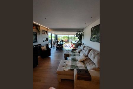 20_photo/94dce432d1.42ff2d9fa43eccf0-ATLAS-42a5636a-e33f-4217-b37d-d4a74391ebbc.jpg de apartamento à venda com 3 quartos, 250m² em Hugo Lange, Curitiba