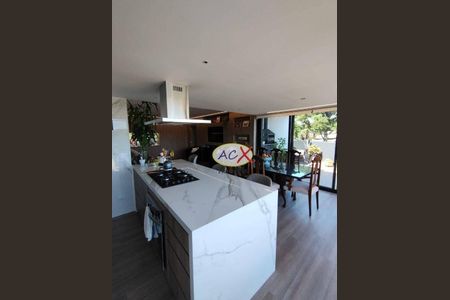 7_photo/94dce432d1.42ff2d9fa43eccf0-ATLAS-ba7fe15f-52b0-4b59-b2db-ffa9a494f138.jpg de apartamento à venda com 3 quartos, 250m² em Hugo Lange, Curitiba