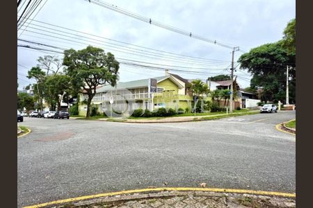 30_photo/94dce43369.bb9065659917dbc5-ATLAS-b4e7987b-32e3-48e2-8cad-3c76e506dff1.jpg de casa para alugar com 5 quartos, 94m² em Hugo Lange, Curitiba