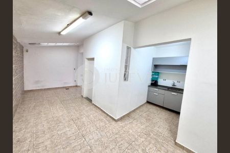 11_photo/94dce4336b.db194c0c503485f7-ATLAS-6cd4f121-9bda-46a2-a048-c929e9ee97c3.jpg de casa para alugar com 6 quartos, 93m² em Hugo Lange, Curitiba