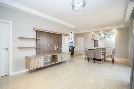 3_photo/94dce433a9.75a778fbf0dca4c4-ATLAS-0bf674a2-2fb5-4d3f-805a-12d090fb13b8.jpg de apartamento à venda com 4 quartos, 131m² em Alto da XV, Curitiba