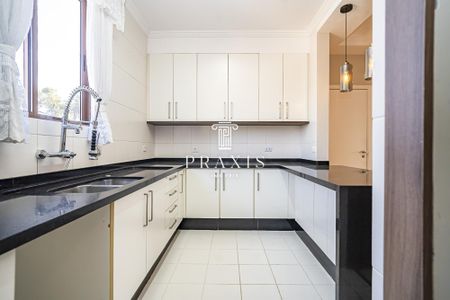 11_photo/94dce433a9.75a778fbf0dca4c4-ATLAS-19d2e9d2-f0d0-43e0-9f90-2709cb5cd947.jpg de apartamento à venda com 4 quartos, 131m² em Alto da XV, Curitiba