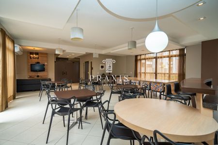 4_photo/94dce433a9.75a778fbf0dca4c4-ATLAS-add7dc03-d656-459f-a444-7e0880d6f061.jpg de apartamento para alugar com 4 quartos, 131m² em Alto da XV, Curitiba