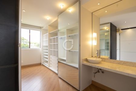 7_photo/94dce433a9.d90eef086dbfaa46-ATLAS-8db18d1f-4304-4fe8-bb4b-c0c57353a761.jpg de apartamento para alugar com 3 quartos, 265m² em Alto da XV, Curitiba