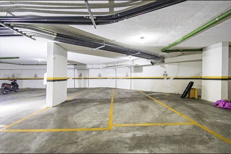 25_photo/94dce433d9.b56c56c19a16dd66-ATLAS-0d74aa77-6564-4f6a-8eaa-cd4e570a3d97.jpg de apartamento à venda com 2 quartos, 87m² em Hugo Lange, Curitiba