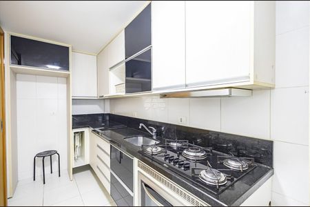 8_photo/94dce433d9.b56c56c19a16dd66-ATLAS-9e4b5d20-24df-43e4-af89-ebe508e4a24a.jpg de apartamento à venda com 2 quartos, 87m² em Hugo Lange, Curitiba