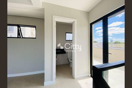 37_photo/94dce4345b.8b4782fe73be2b82-ATLAS-06b2a2a4-d9f1-40bf-a2dc-4580d3a760ca.jpg de casa à venda com 3 quartos, 245m² em Hugo Lange, Curitiba