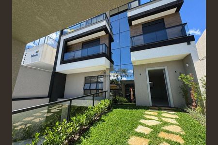 6_photo/94dce4345b.8b4782fe73be2b82-ATLAS-3fca746c-105a-4e85-83fb-bc0fe154660a.jpg de casa à venda com 3 quartos, 245m² em Hugo Lange, Curitiba