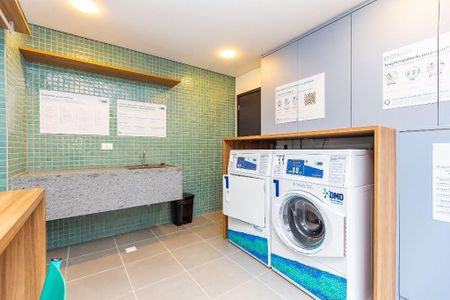 9_photo/94dce43503.3fa72a7c18e94c3b-ATLAS-37773aa5-9bf4-4203-aa74-e078a44488d6.jpg de apartamento à venda com 1 quarto, 32m² em Cristo Rei, Curitiba