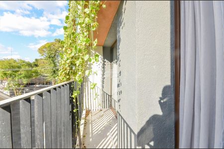 8_photo/94dce43503.5730e3ade8b573da-ATLAS-bf1ce5bd-9a18-4b12-aee5-11f1d18e7d40.jpg de apartamento à venda com 1 quarto, 32m² em Cristo Rei, Curitiba