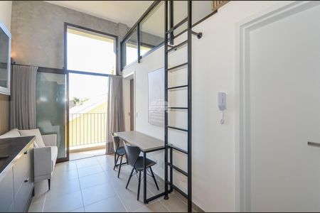 4_photo/94dce43503.8c660ed4ffb48006-ATLAS-b71c5205-b94a-4883-acd5-5ecf7d0023bf.jpg de apartamento à venda com 1 quarto, 31m² em Cristo Rei, Curitiba