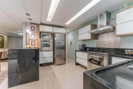 8_photo/94dce43591.52aeae8b2a6b4def-ATLAS-4d500a97-0e2f-4d2e-ba76-e72fed80e977.jpg de casa à venda com 4 quartos, 218m² em Alto da XV, Curitiba