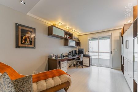 26_photo/94dce43591.52aeae8b2a6b4def-ATLAS-ef7429a3-112a-4e03-89d6-a5f4252fe017.jpg de casa à venda com 4 quartos, 218m² em Alto da XV, Curitiba