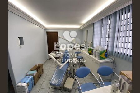 48_photo/94dce43611.64f8aef48068d3ef-ATLAS-4aef8931-0e37-4e3b-87fa-fddbcded2548.jpg de casa à venda com 8 quartos, 530m² em Alto da Glória, Curitiba