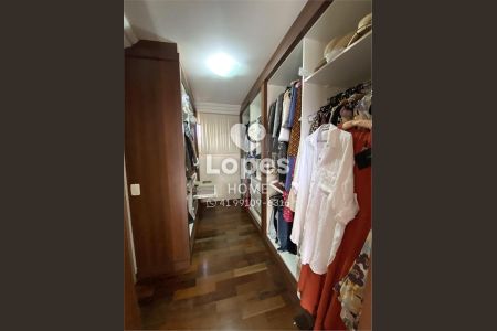 22_photo/94dce43611.64f8aef48068d3ef-ATLAS-d6b1a2e9-bbaf-469d-ad8a-8dbd451476d3.jpg de casa à venda com 8 quartos, 530m² em Alto da Glória, Curitiba