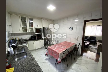 16_photo/94dce43611.64f8aef48068d3ef-ATLAS-efb3eae6-119e-4cc8-8184-1c37b72ac699.jpg de casa à venda com 8 quartos, 530m² em Alto da Glória, Curitiba