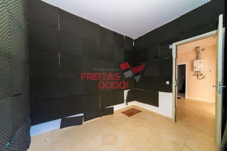 4_photo/94dce4372b.83d40a30ae40dd9e-ATLAS-174d76ea-1cc9-4dab-b91f-d4d1c6abfedb.jpg de casa à venda com 7 quartos, 385m² em Cristo Rei, Curitiba