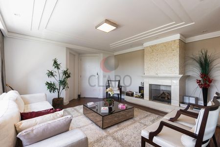 4_photo/94dce4378b.ae64db716cd52ab4-ATLAS-ec20a3f2-a491-493e-abef-dec98a88d554.jpg de apartamento à venda com 3 quartos, 186m² em Cristo Rei, Curitiba