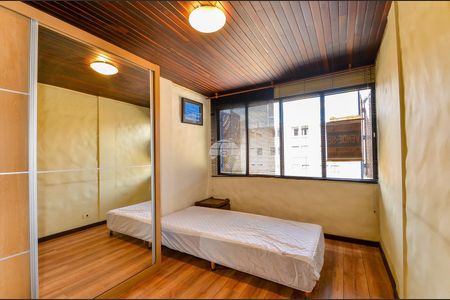 7_photo/94dce4387d.66d578f8fc173c50-ATLAS-422bf20e-10b0-4f2e-bb4e-d316990d9577.jpg de apartamento à venda com 3 quartos, 82m² em Centro, Curitiba