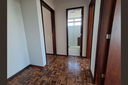 7_photo/94dce43907.2a86aeaa54648cc3-ATLAS-3494dd08-ee05-4e28-905e-ae1d33fb021a.jpg de apartamento para alugar com 3 quartos, 121m² em Alto da Glória, Curitiba