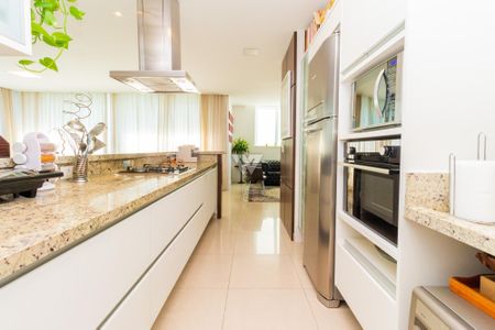 5_photo/94dce439ab.4d090a27b3c43c57-ATLAS-082b79c5-2772-4f1d-bd07-ba0fa4d6f8d6.jpg de apartamento à venda com 4 quartos, 299m² em Alto da Glória, Curitiba
