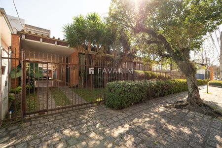 6_photo/94dce439e9.f4b066816dc56ef6-ATLAS-01e31fc9-4f76-4cc1-a09b-cfbba3a6cd4a.jpg de casa à venda com 4 quartos, 381m² em Alto da XV, Curitiba