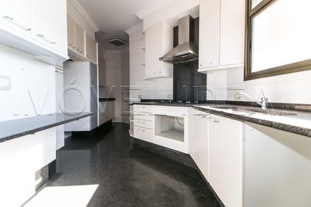 8_photo/94dce43a45.fad97a88a53e9b6a-ATLAS-a29008db-3f90-4fef-aa2b-0cf69541b7e8.jpg de apartamento à venda com 5 quartos, 564m² em Juvevê, Curitiba