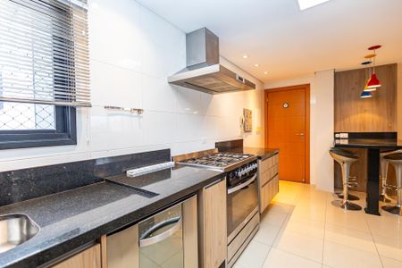 8_photo/94dce43a5d.79a7cf762df8fff4-ATLAS-d2523831-2a5d-4574-900e-8e9e564a2e52.jpg de apartamento à venda com 3 quartos, 121m² em Alto da Glória, Curitiba