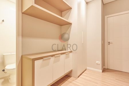 3_photo/94dce43a7d.2bdbab23788d2232-ATLAS-008db22d-e90c-407d-bd67-5976260f0a99.jpg de apartamento à venda com 4 quartos, 261m² em Juvevê, Curitiba