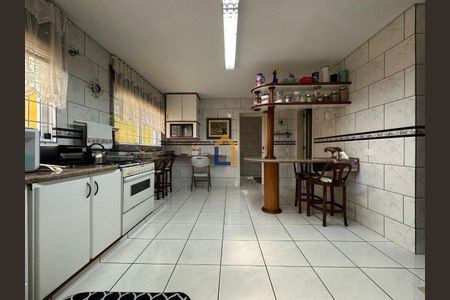 12_photo/94dce43b73.41e2b3522e817a70-ATLAS-3da047de-3047-4726-a4f0-25d714f51b81.jpg de casa para alugar com 3 quartos, 426m² em Juvevê, Curitiba