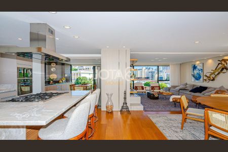 3_photo/94dce43b79.04215652a26bb97b-ATLAS-80f5821c-c8b2-46f6-a50d-a40ad9780638.jpg de apartamento para alugar com 3 quartos, 211m² em Alto da Glória, Curitiba