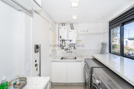 9_photo/94dce43b79.04215652a26bb97b-ATLAS-b2b49d44-921e-41fe-8f3b-3f3b34c2b07a.jpg de apartamento para alugar com 3 quartos, 211m² em Alto da Glória, Curitiba