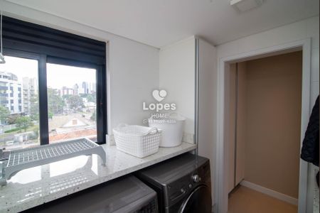 18_photo/94dce43b79.7980aed8fa71c73b-ATLAS-ca44f979-519a-4bd8-9618-2f9a6ec8cf4d.jpg de apartamento para alugar com 3 quartos, 211m² em Alto da Glória, Curitiba