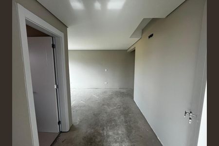 7_photo/94dce43bd9.3c20d05746a6d1b7-ATLAS-3754c89f-c89b-44f9-86c8-be0dd4e002ad.jpg de apartamento à venda com 3 quartos, 200m² em Alto da Glória, Curitiba