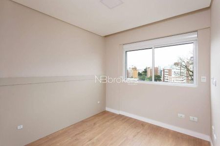 32_photo/94dce43bd9.466833175613de20-ATLAS-a0bda6c7-6374-452a-9bfa-4b2e77e75832.jpg de apartamento à venda com 3 quartos, 118m² em Alto da Glória, Curitiba