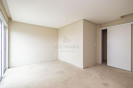 32_photo/94dce43bd9.e1ef79951dcad611-ATLAS-3c7b3ac8-077d-49e1-9a5b-5d2634bb4fb7.jpg de apartamento à venda com 4 quartos, 244m² em Alto da Glória, Curitiba