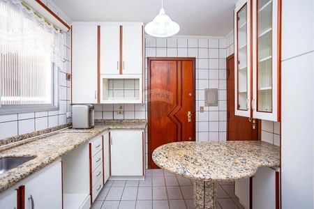 17_photo/94dce43bf7.49e5f4e107e90c19-ATLAS-b8fccd23-c905-4951-9330-62618d14c1a5.jpg de apartamento à venda com 3 quartos, 94m² em Alto da Glória, Curitiba