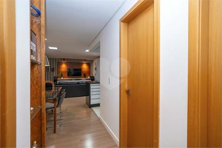 11_photo/94dce43c4f.aafc750051720c32-ATLAS-1ed95956-db07-4a45-bca7-2a8eac7050b2.jpg de apartamento à venda com 2 quartos, 78m² em Alto da Glória, Curitiba