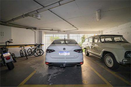 5_photo/94dce43c4f.aafc750051720c32-ATLAS-e2b2871b-d547-4cdc-8c4f-e14740ce2ecf.jpg de apartamento à venda com 2 quartos, 78m² em Alto da Glória, Curitiba