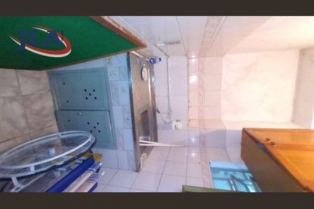 18_photo/94dce43cd9.ead0744c2329e0c8-ATLAS-d488170f-b9cd-452d-8c2f-95c8573c0c11.jpg de casa à venda com 6 quartos, 200m² em Alto da Glória, Curitiba