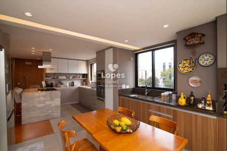 5_photo/94dce43ce1.e5c1dbf3952ec410-ATLAS-911bcf86-c12d-42ab-8e5f-e1f85eac2ec8.jpg de apartamento à venda com 3 quartos, 210m² em Juvevê, Curitiba