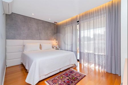 2_photo/94dce43ce5.23351eba74f1df34-ATLAS-15e6dd42-6599-448a-9b57-48c2cfd31996.jpg de apartamento à venda com 3 quartos, 210m² em Juvevê, Curitiba